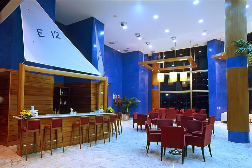 מלון סאלו Sol Costa Daurada מסעדה תמונה